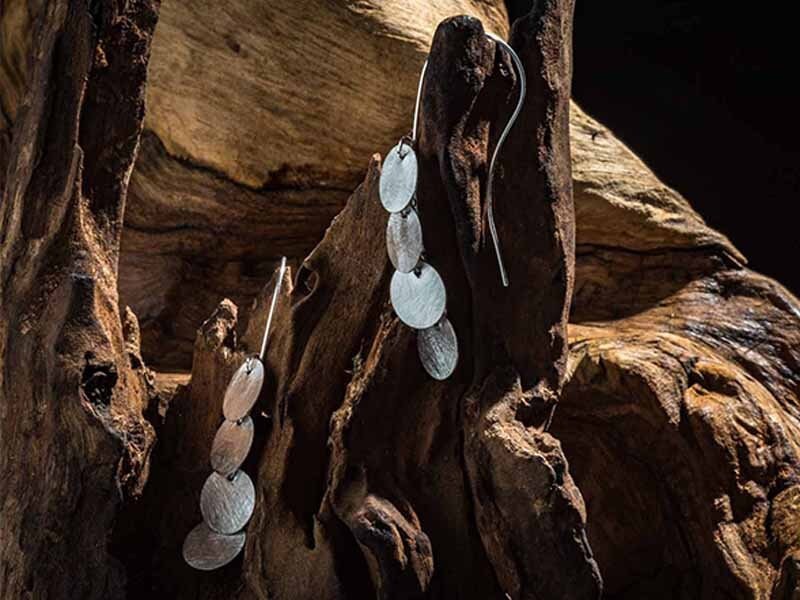 Set 1/ 3pcs Tiny Hammered Chandelier Dangles Circle Drop Earrings