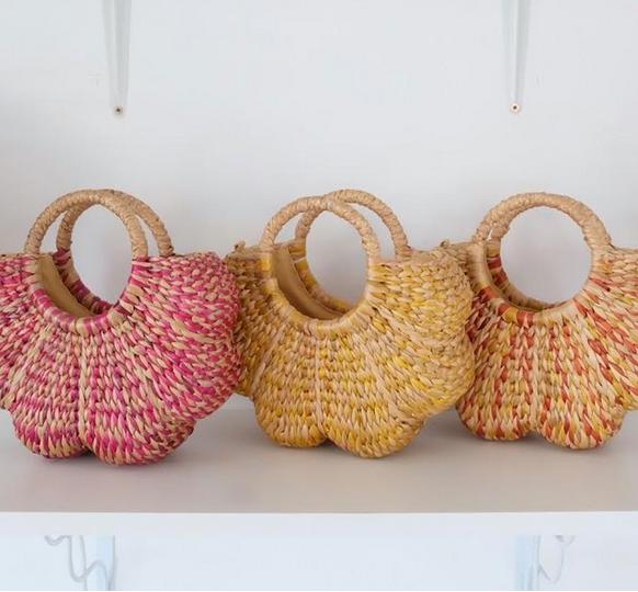 Set 1/ 3 PCS - Orange Handwoven Scallop Flower Handbag