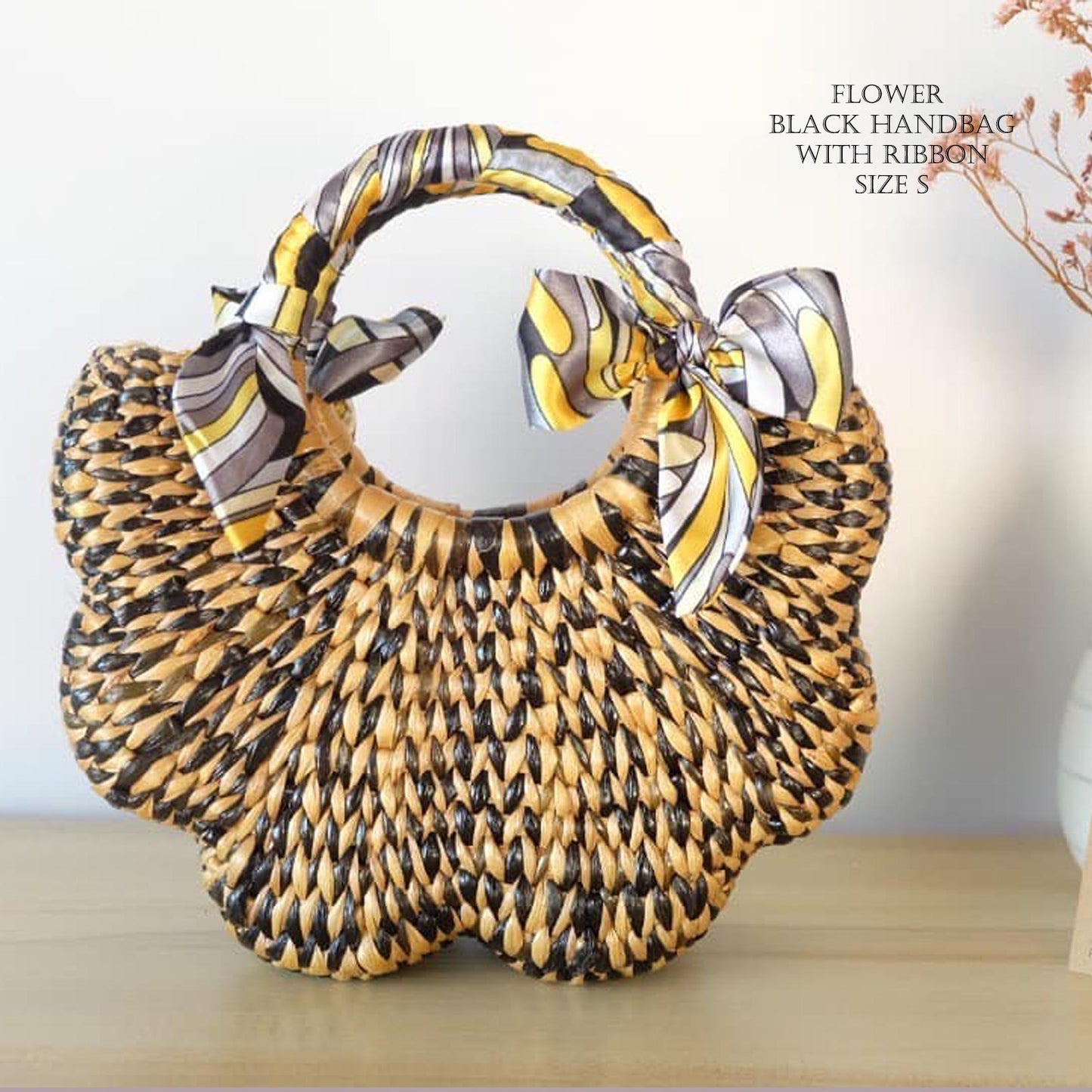 Set 1/ 3 PCS Handwoven Flower Scallop Handbag - Small Black & Natural
