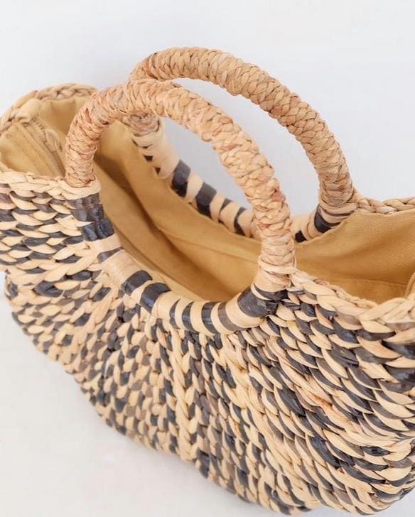 Set 1/ 3 PCS Handwoven Flower Scallop Handbag - Small Black & Natural