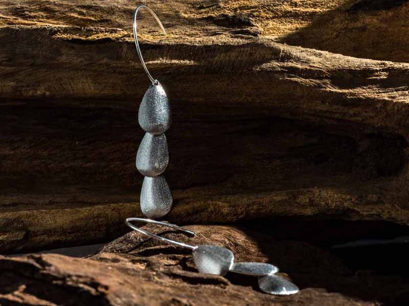 Set 1/ 3 pcs rain drop dangling silver earring