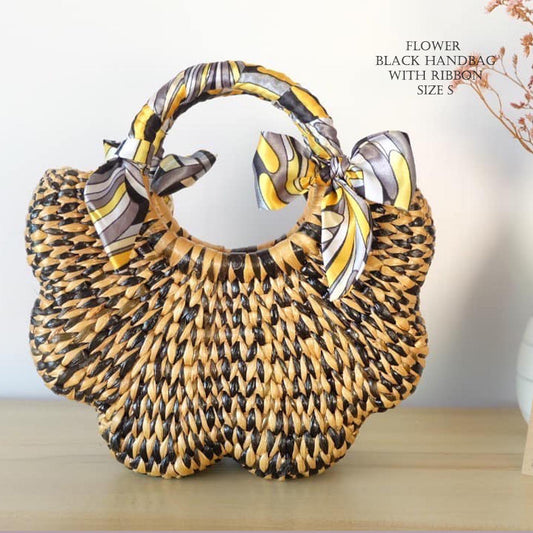 Set 1/ 3 PCS Handwoven Flower Scallop Handbag - Small Black & Natural