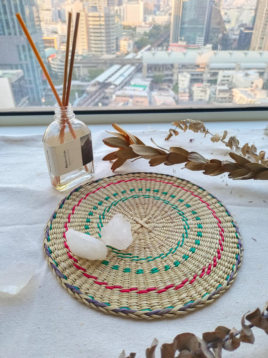 Set of 4/ 20 Pcs Round Handwoven Trivet/ Placemat 9"x9"- Natural and red green
