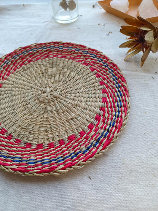Set of 4/ 20 Round Handwoven Trivet/ Placemat 9"x9"- Natural and red